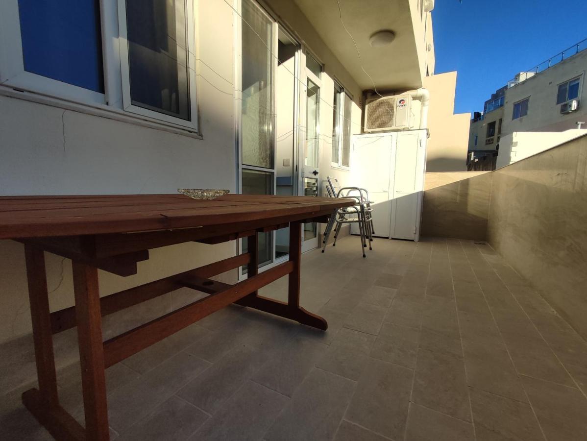 One Bed Room Apartment With Terrace Marsaskala Bagian luar foto