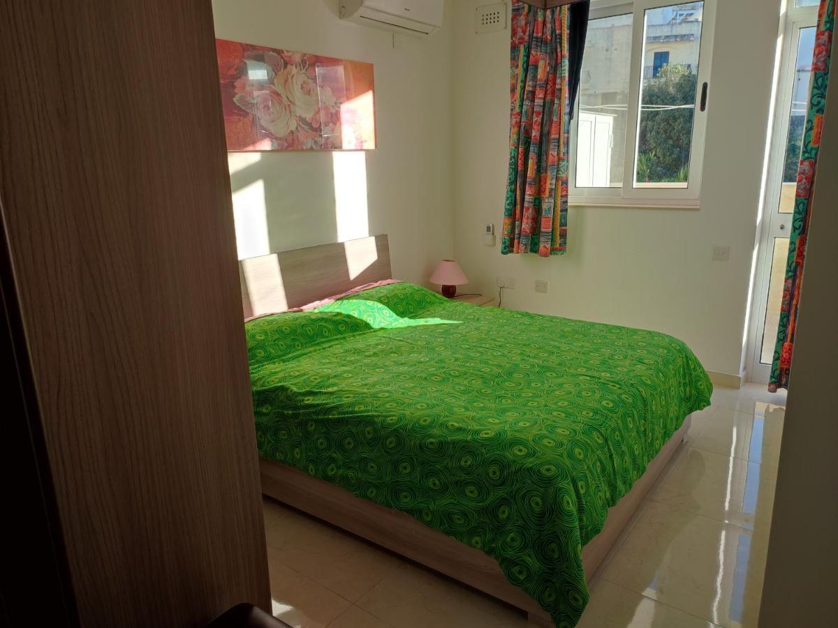 One Bed Room Apartment With Terrace Marsaskala Bagian luar foto