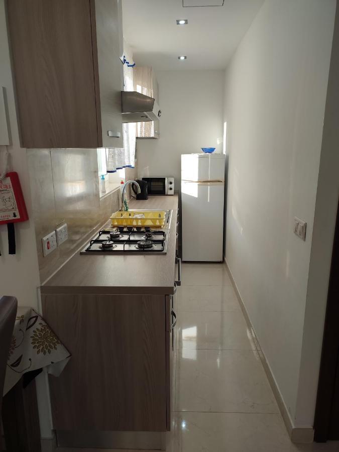 One Bed Room Apartment With Terrace Marsaskala Bagian luar foto